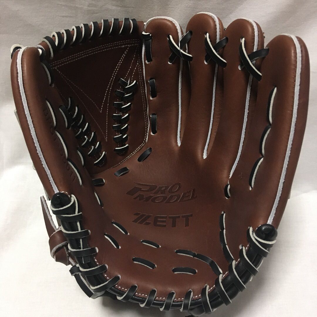 【超貴重】大瀬良大地選手モデル　グローブ　限定品 超貴重】大瀬良大地選手モデル グローブ 限定品 2025年最新