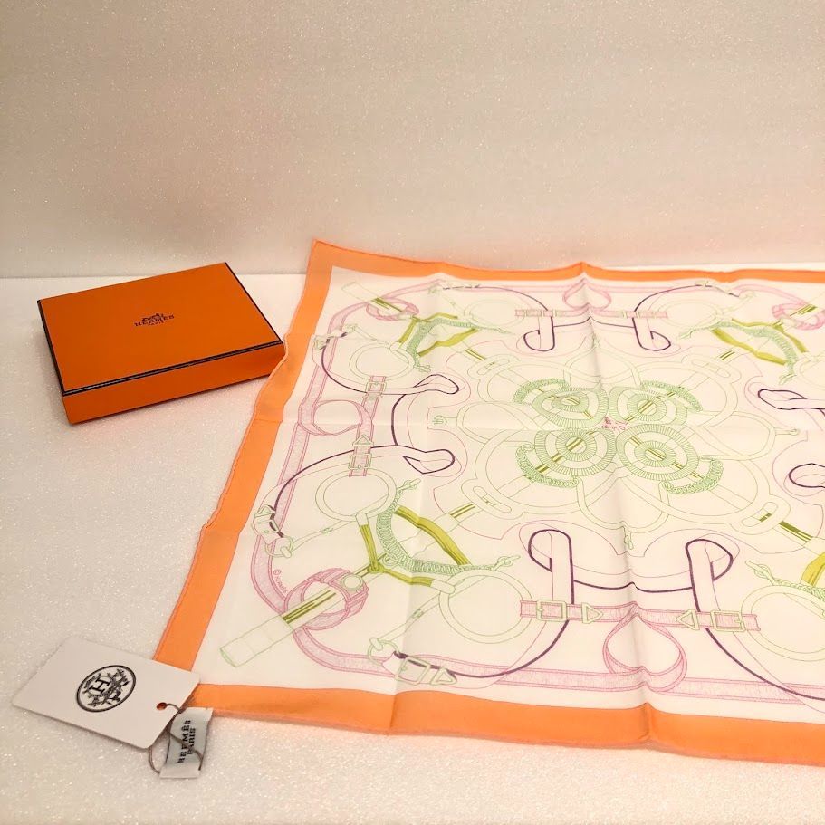 HERMES エルメス ハンカチ エプロンドール HERMES エルメス ハンカチ Eperon d'Or エプロンドール 紙タグ付 箱