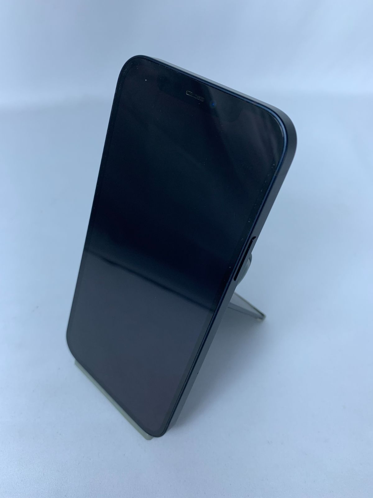 【中古・バッテリー劣化】iPhone 12 64GB simロック解除済 中古・バッテリー劣化】iPhone 12 64GB simロック解除済 - メルカリ