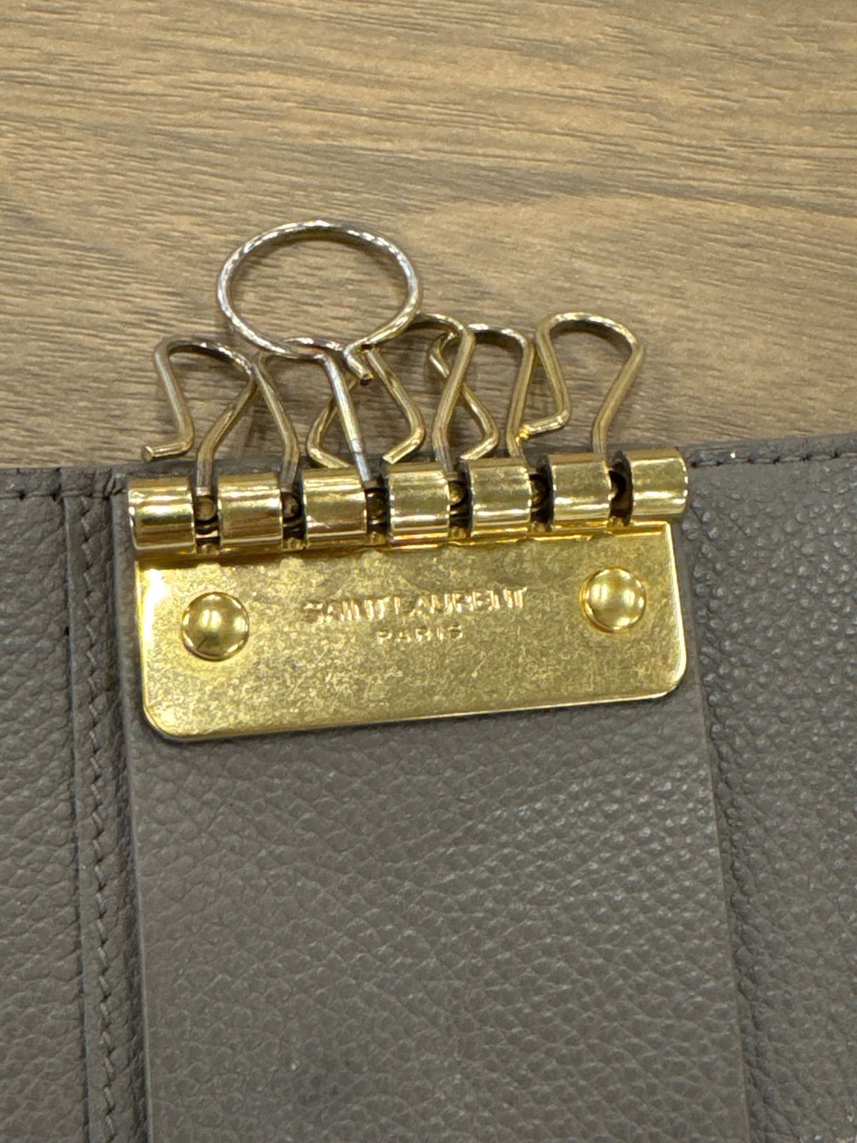 サンローラン ケース キーリング YSL ロゴ キルティング グレー イヴ・サンローラン ysl キーケース 6連 グレー サンローラン コイン