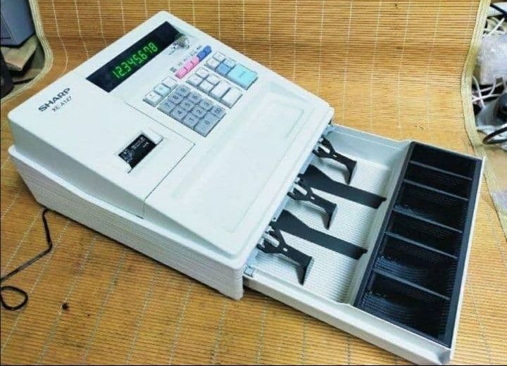 シャープレジスター