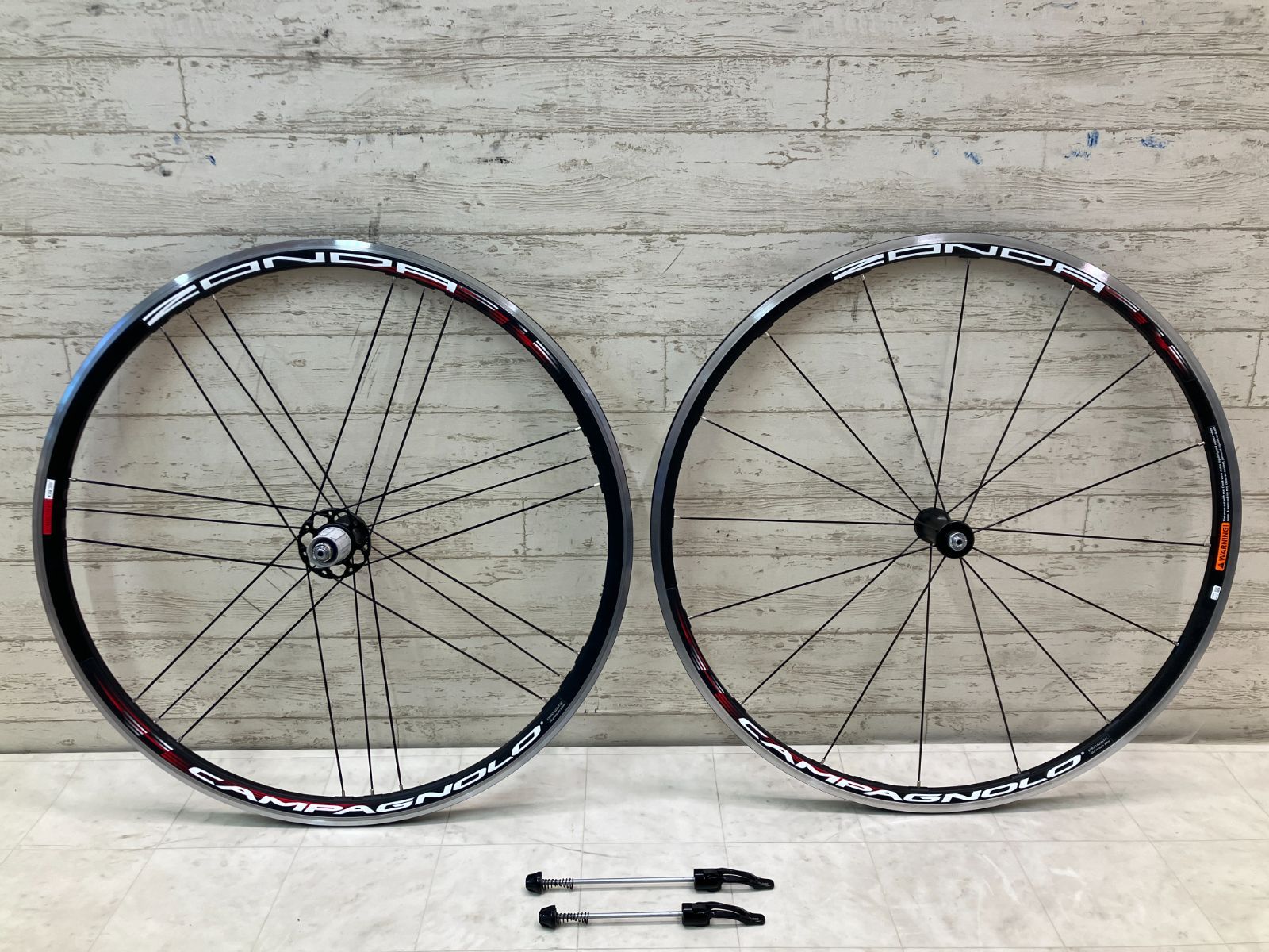 ☆ 値下げ大特価!! 美品!! CAMPAGNOLO ZONDA C15 CL シマノ