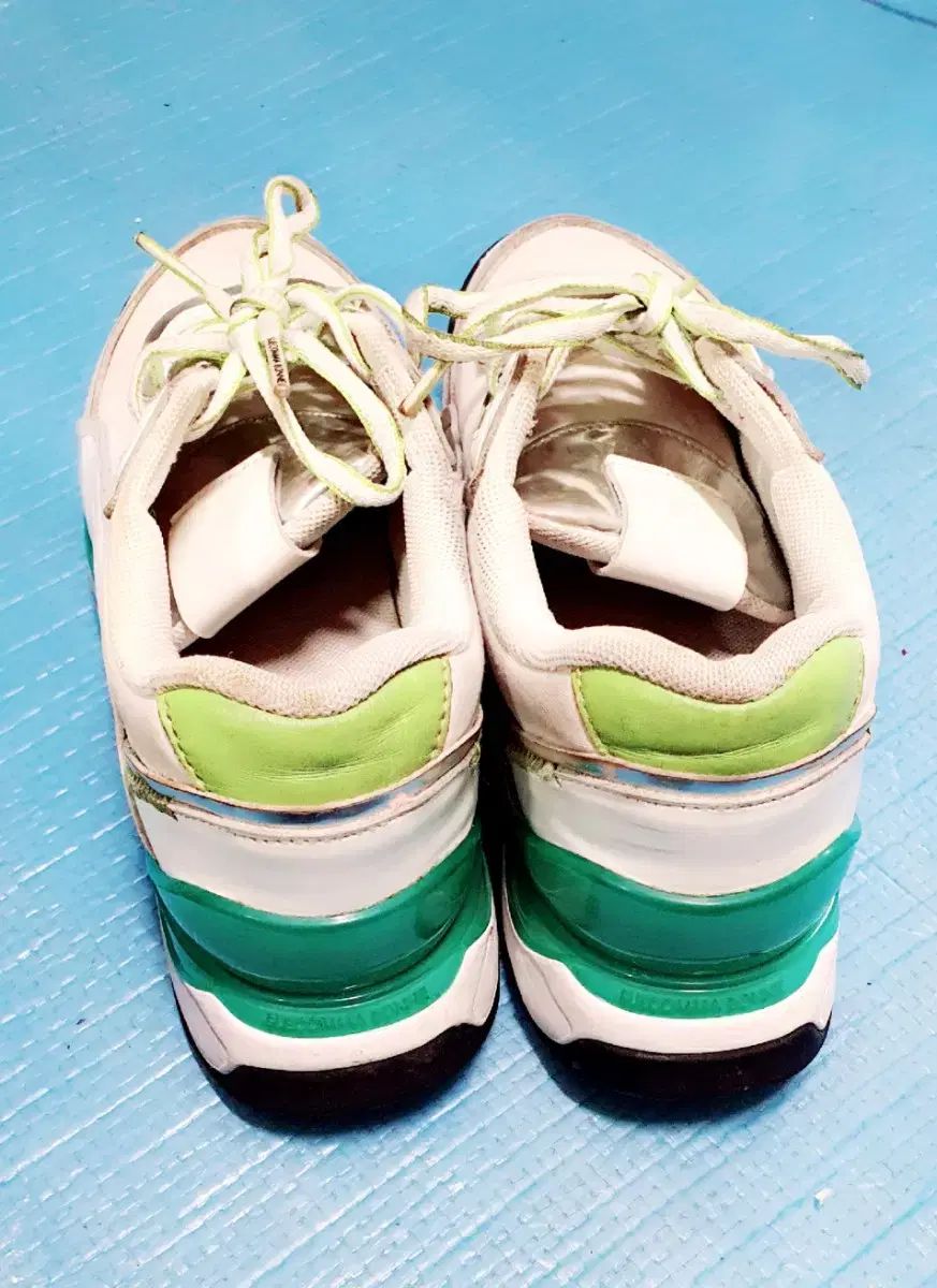 ☆ウォニョン着用☆SUECOMMA BONNIE☆Cubic point sneakers