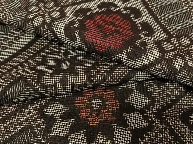 平和屋着物▽本場縞大島紬 単衣 横段文 反端付き 正絹