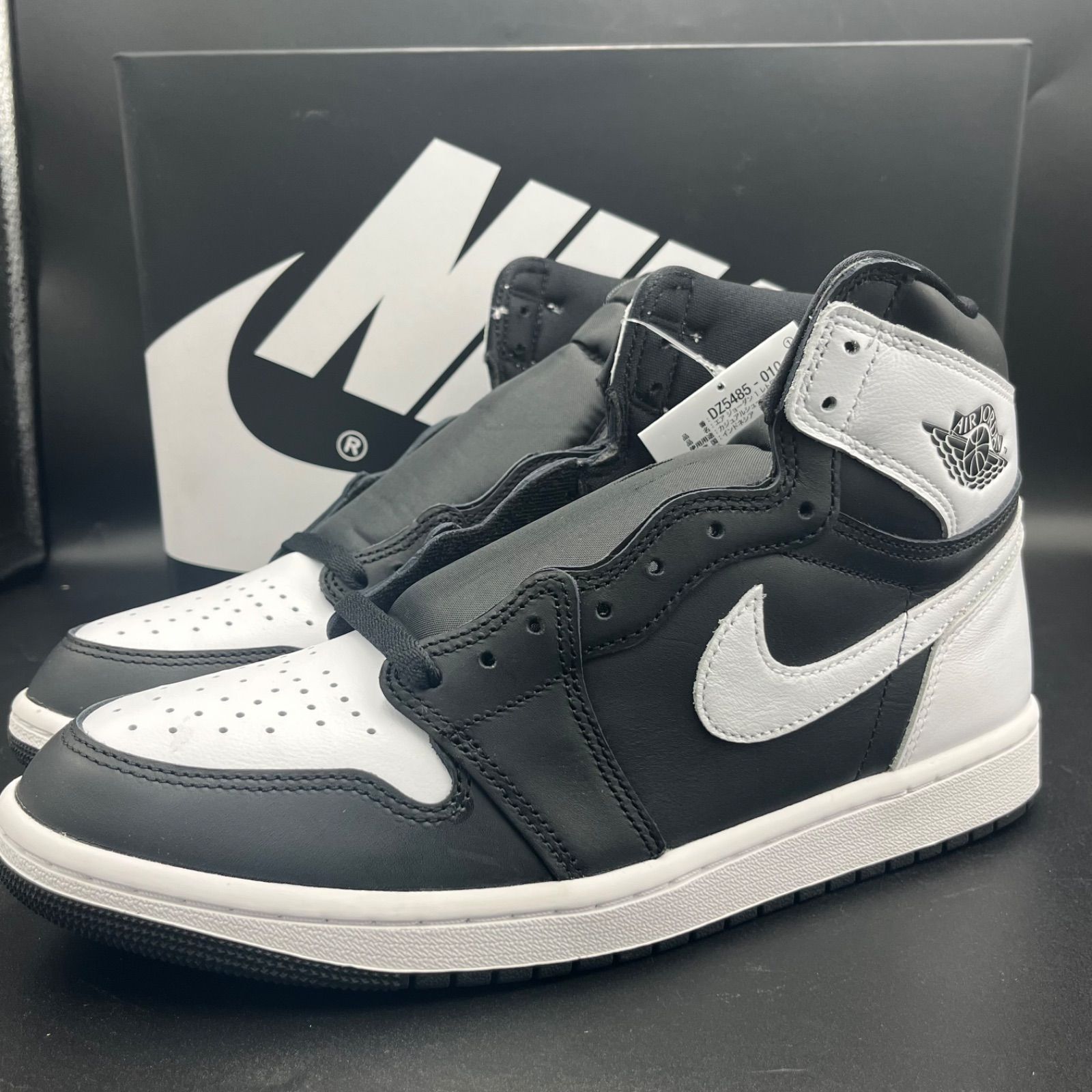 エアジョーダン1 Air Jordan 1 ブラック/ホワイト新品 Nike Air Jordan 1 Retro High OG 