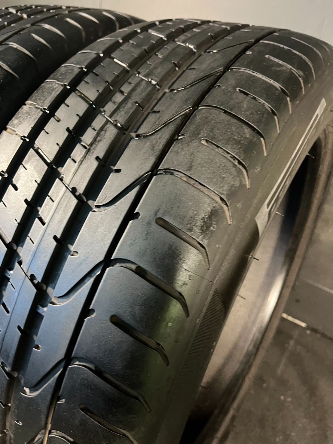 ピレリ P ZERO 245/45ZR19 2本セット 2023年製 約8分山 ピレリ PIRELLI