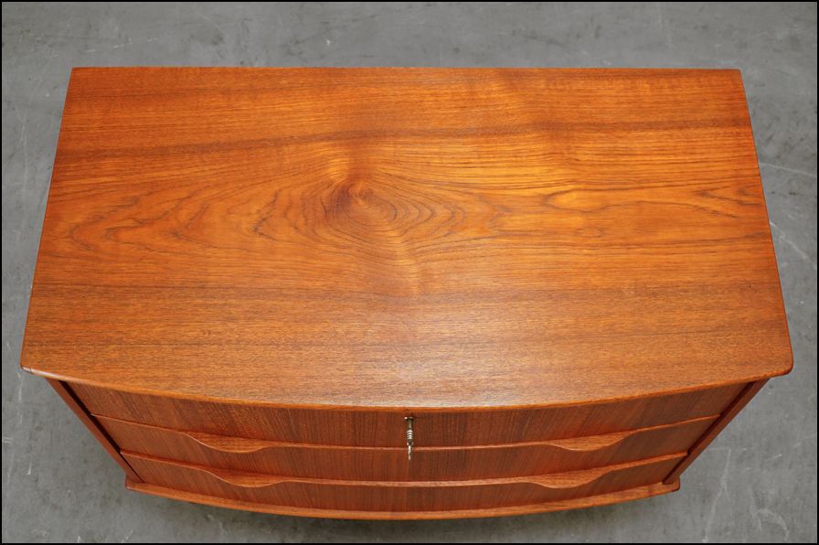 1960's北欧ヴィンテージ】チーク材 3段チェスト デンマーク製 071223