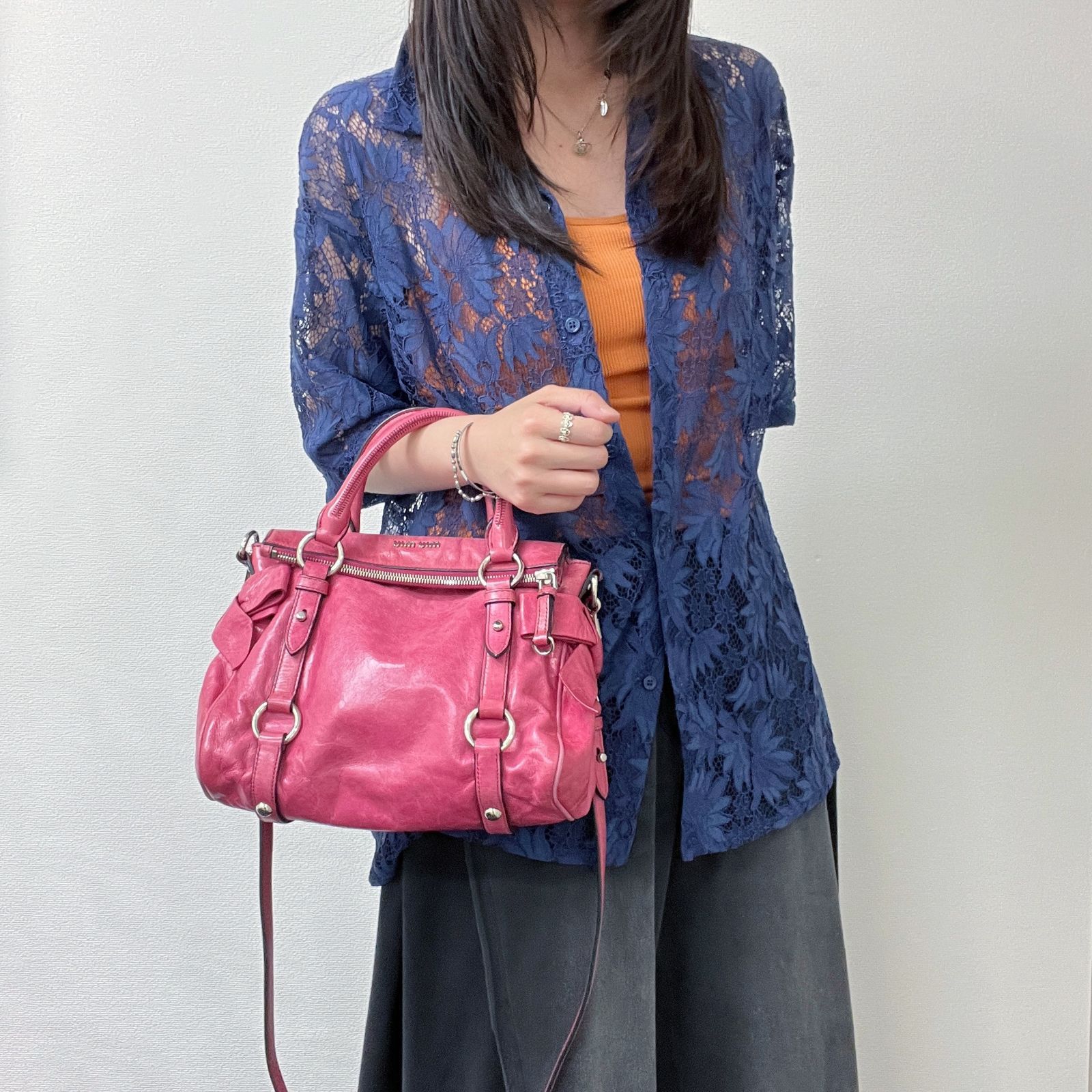 MIU MIU ピンクレザーハンドバッグ miu ミュウミュウ ピンク レザー ハンドバッグ ショルダーバッグ