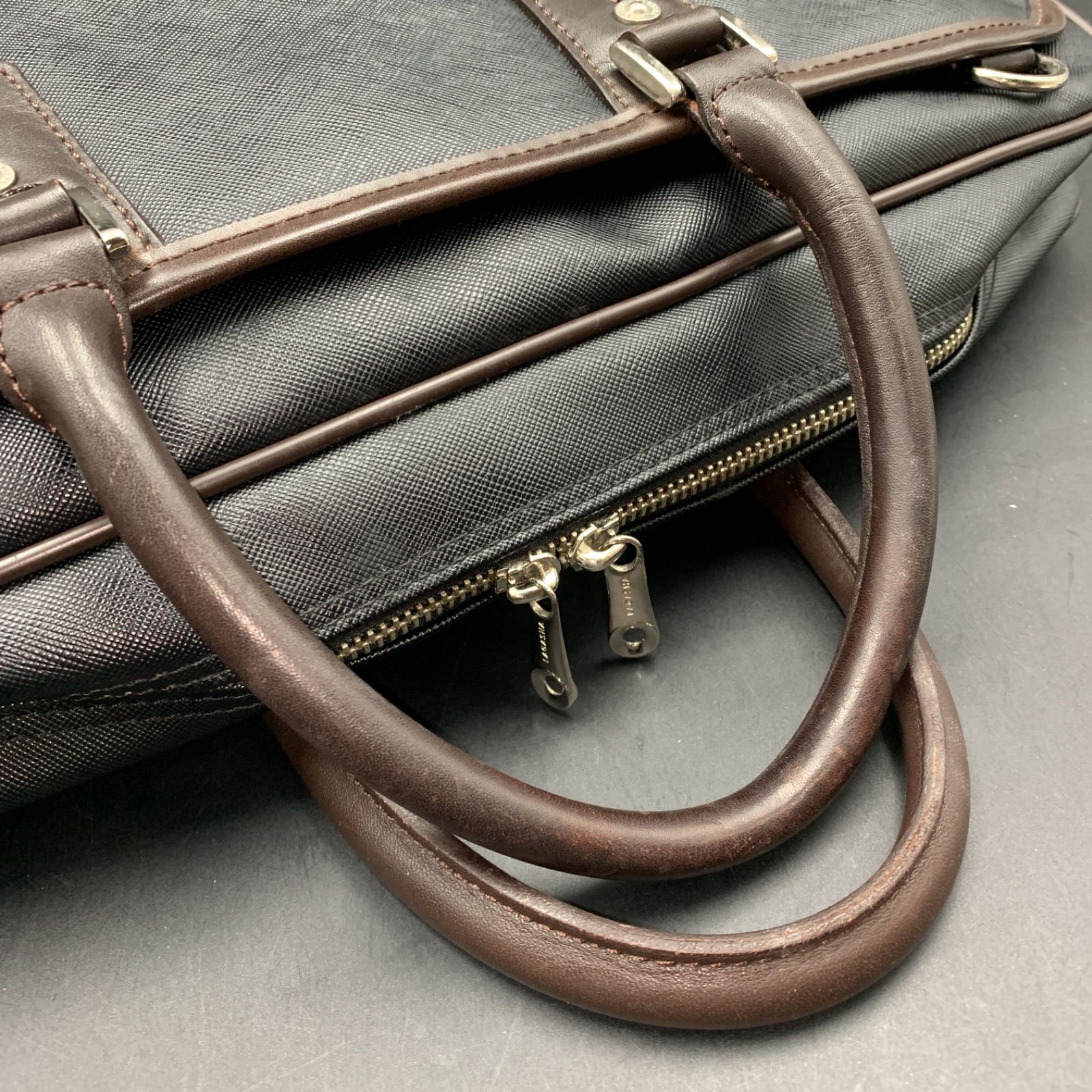 82 LAGASHA ラガシャ 2way ビジネスバッグ ブラック×ブラウン メンズ