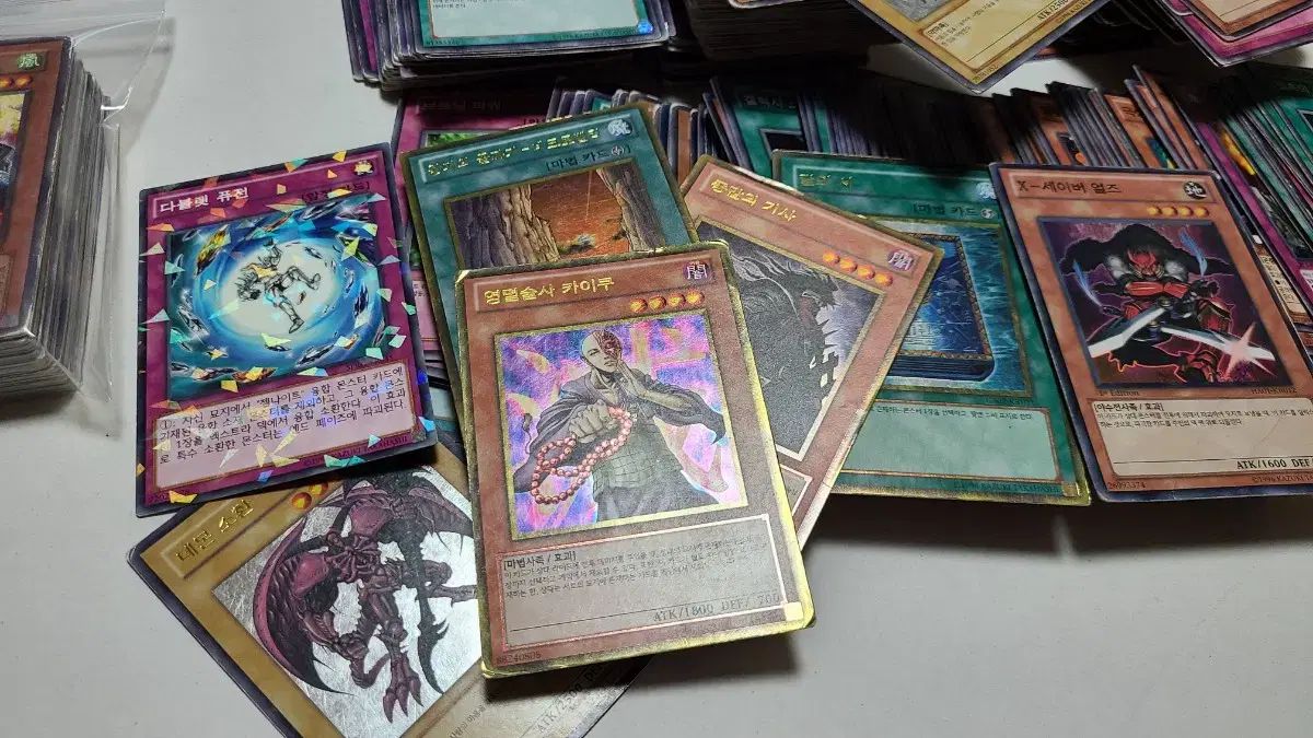 遊戯王　まとめ売り　14枚 遊戯王 まとめ売り スーパーレア以上 800枚以上 - メルカリ