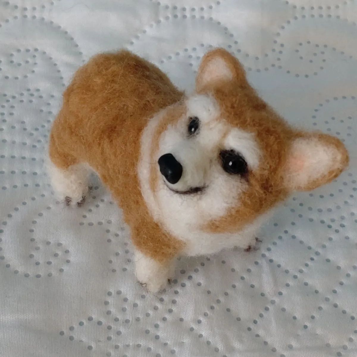 羊毛フェルト ハンドメイド　コーギー犬 羊毛フェルト 犬 コーギー ウェルシュ・コーギー 犬フィギュア