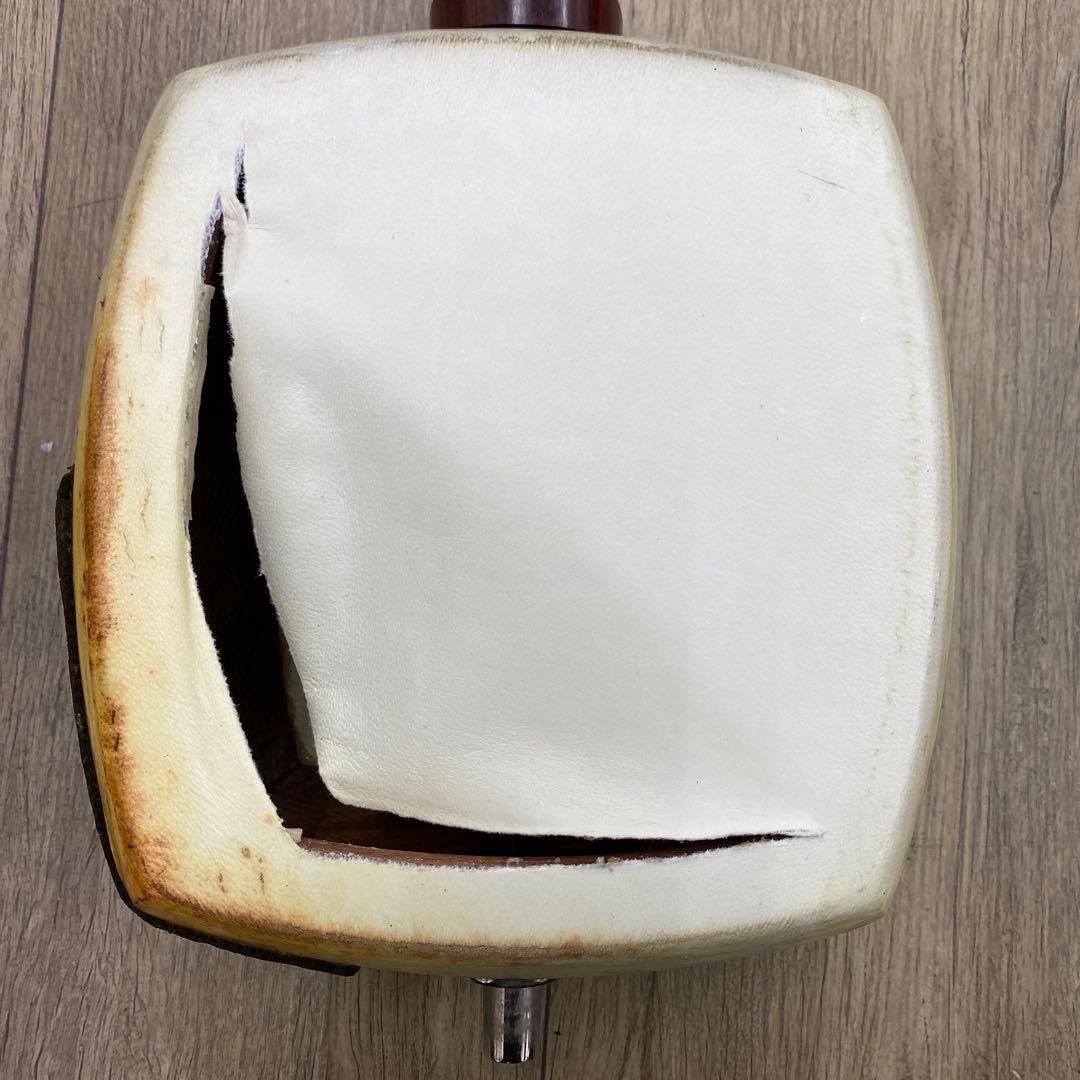 ワゴンセールも実施中。 津軽三味線綾杉胴金細K18刻印ケース付 全長102㎝トエコ東な7-0106 1F