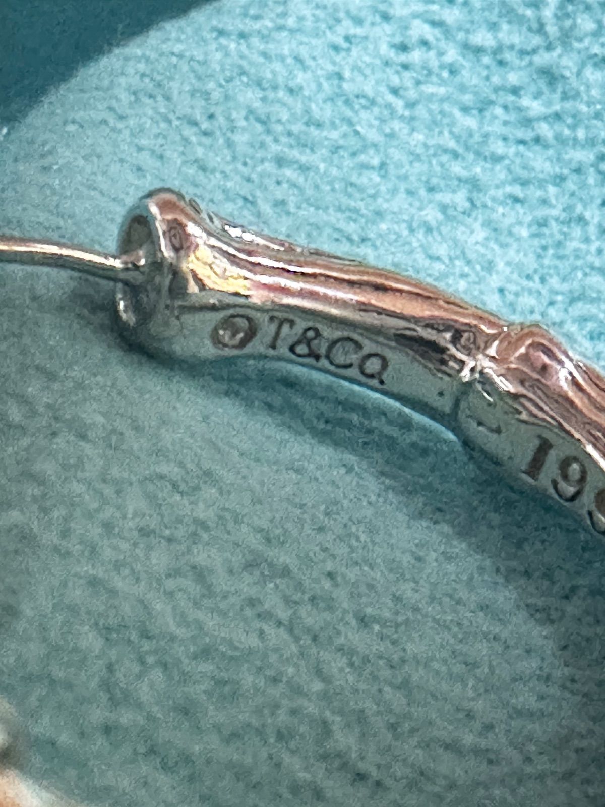 美品TIFFANY＆Co ティファニー バンブー フープ ピアス 両耳用約27㎜ 美品 TIFFANY＆Co. ティファニー バンブー フープ ピアス 両耳用
