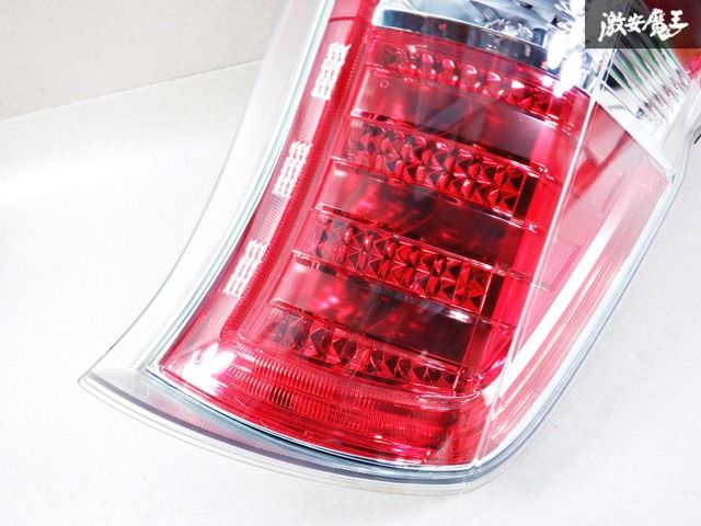 ステップワゴン スパーダ LED テールライト テールランプ 左 W0587