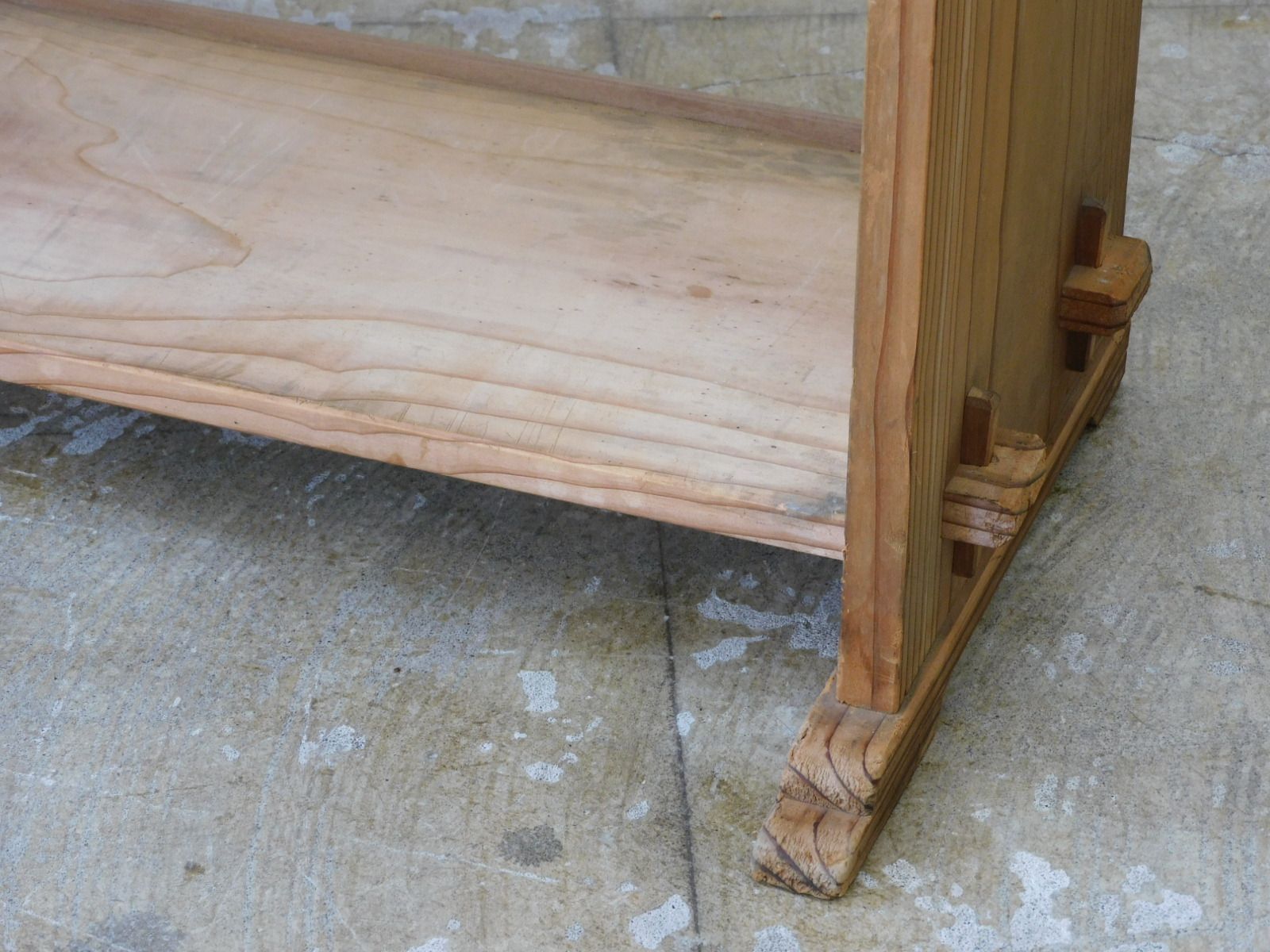 楔留めの陳列棚 HK-a-05548