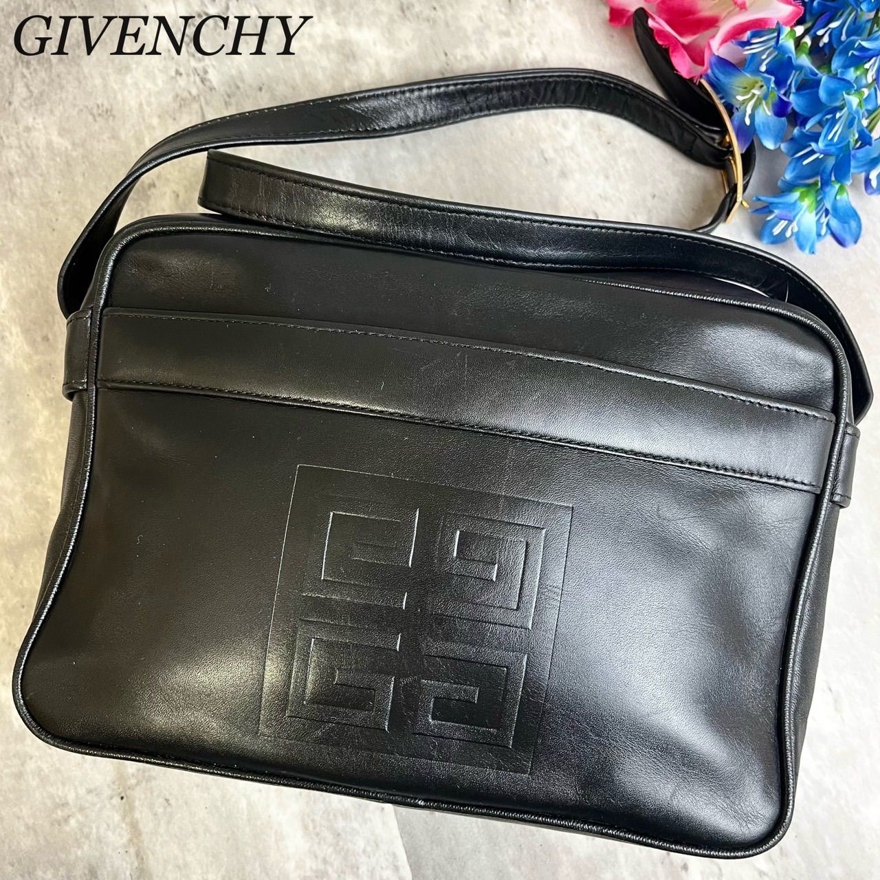 Givenchy 4G レザーショルダーバッグ S | ブラック | FARFETCH