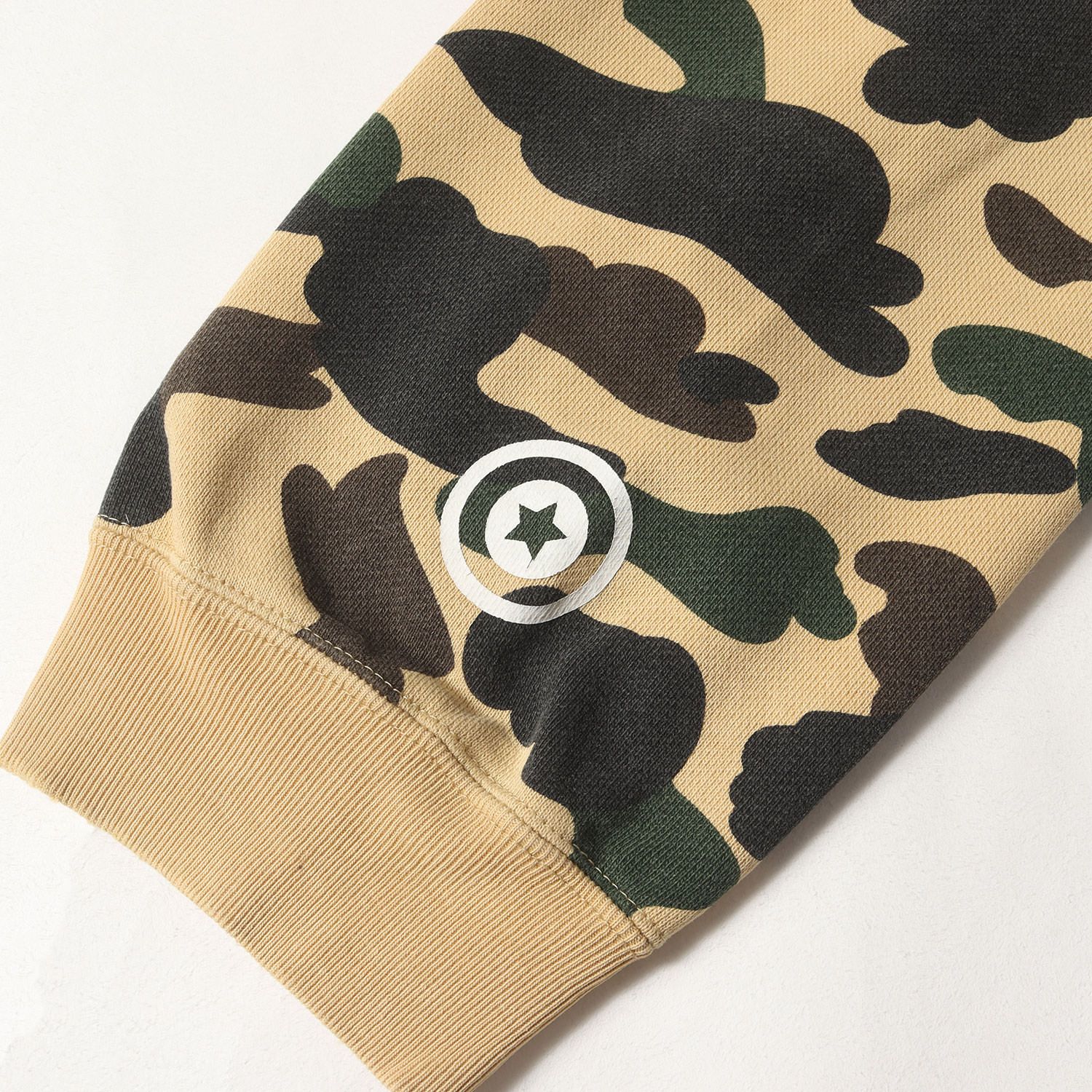 A BATHING APE イエローカモパーカー A BATHING APE - A Bathing Ape シャークパーカー イエローカモ