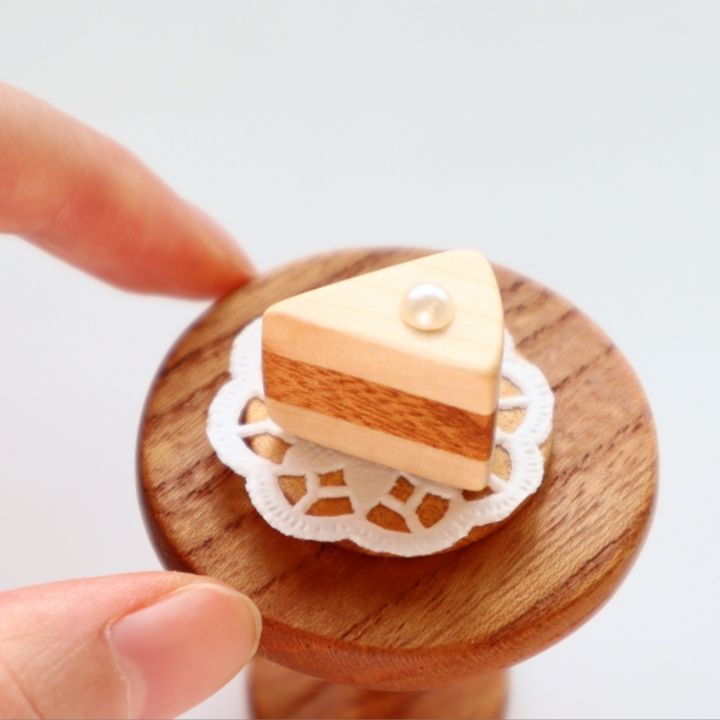 しろくまココアページ♡ミニチュアスイーツ♫ ミニチュアケーキ しろくま貯金箱やぬいぐるみに◎ 木製