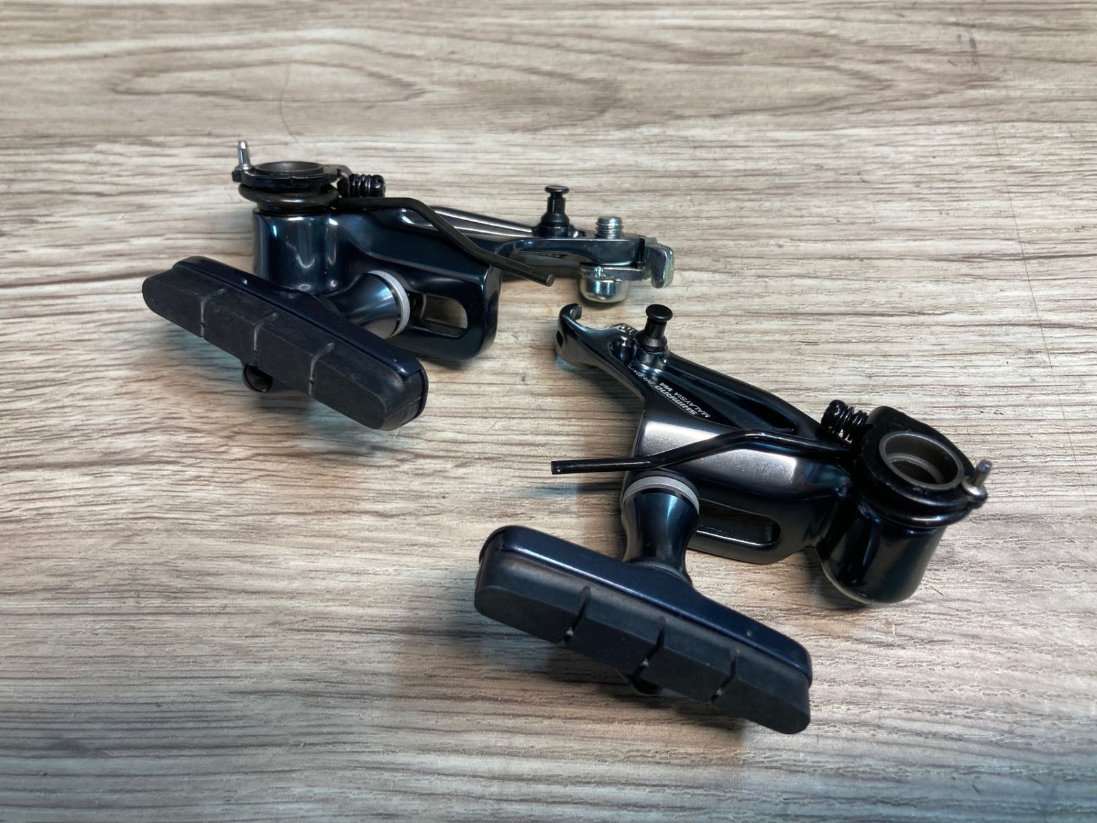 IZ682 シマノ SHIMANO BR-CX70 カンチブレーキ 前後セット BRIGHTFACE_UK