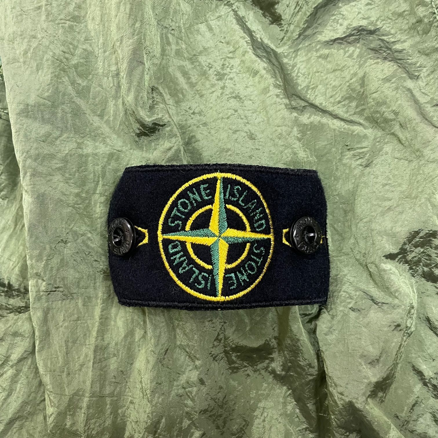 定価81400円 美品 Stone  ナイロンオーバーシャツ 定価81400円 新品 Stone Island 23SS OVERSHIRT オーバーシャツ