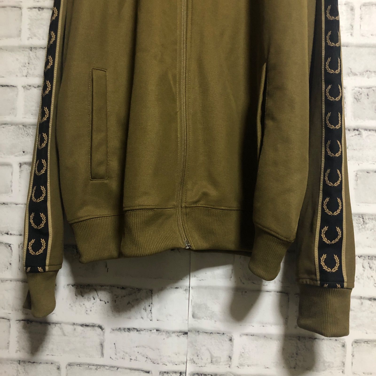 Fred Perry⭐️トラックジャケット/ジャージ XL 刺繍月桂樹/テープ 