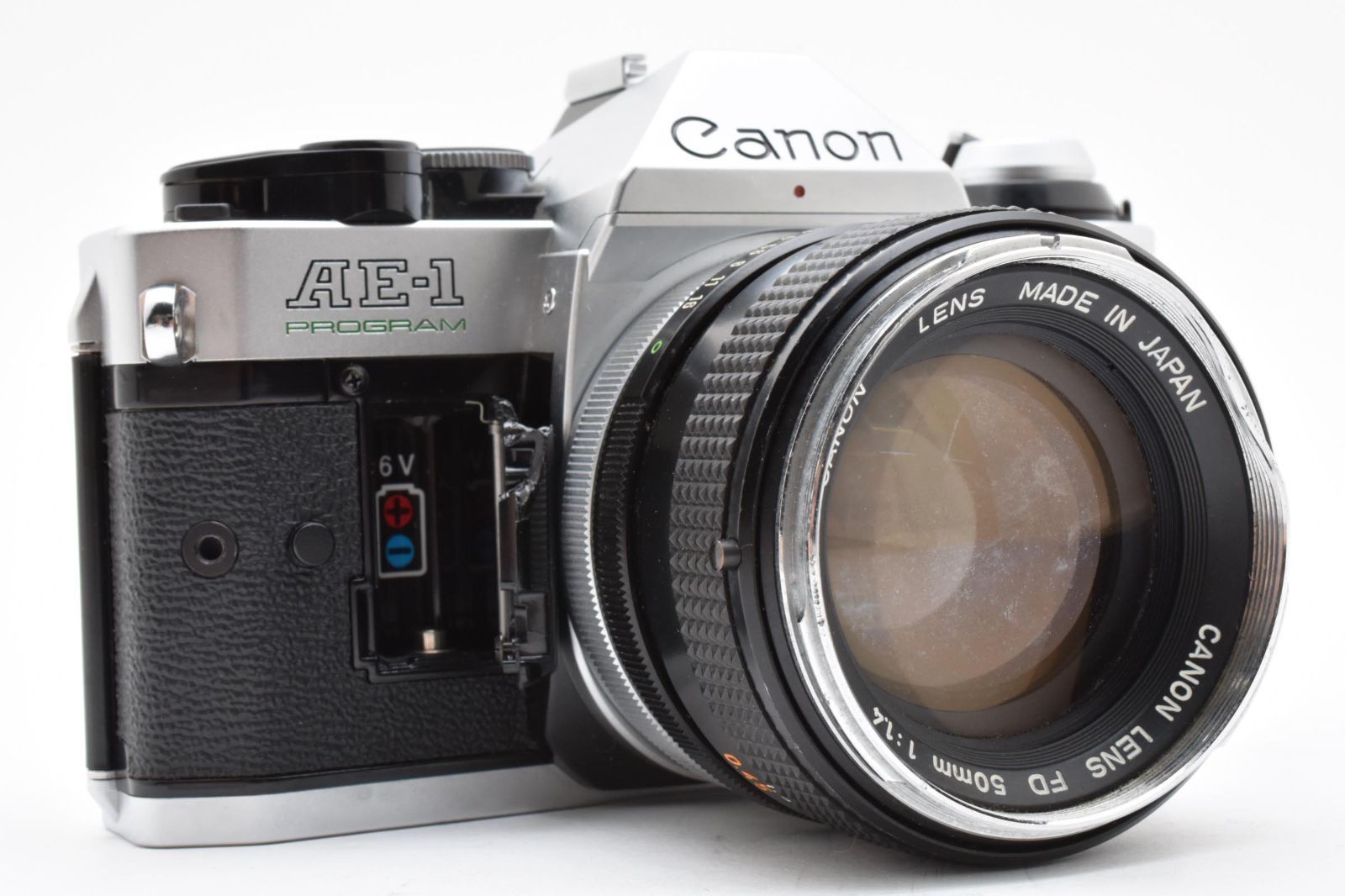 R*n様 Canon AE-1 一眼レフカメラ 50mmレンズ付き Canon AE-1 一眼レフカメラ 50mmレンズ付き R*n様 Canon AE-1
