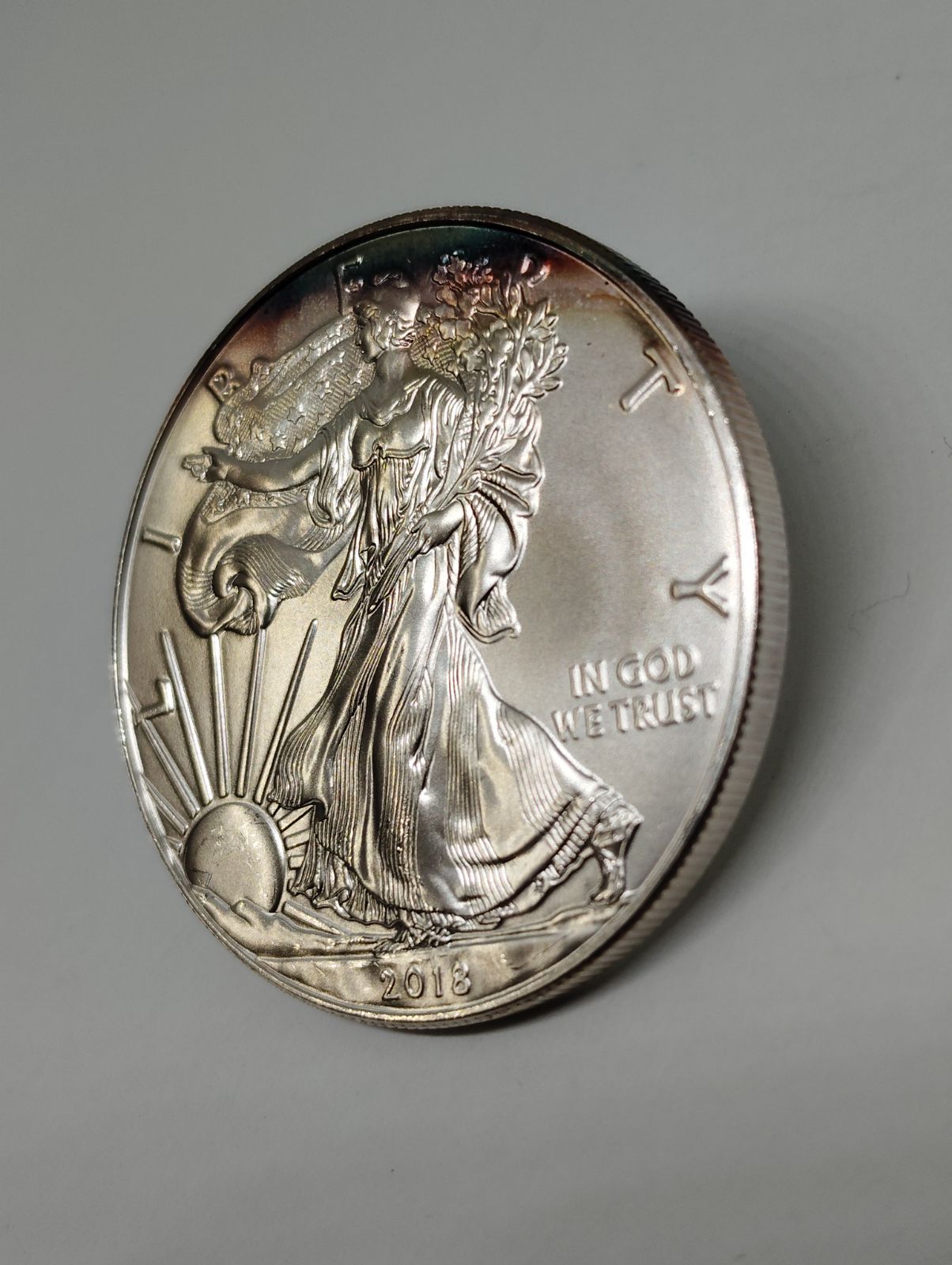 0703H16】 2018 ウォーキングリバティ 1ドル ストア 銀貨 純銀 1オンス