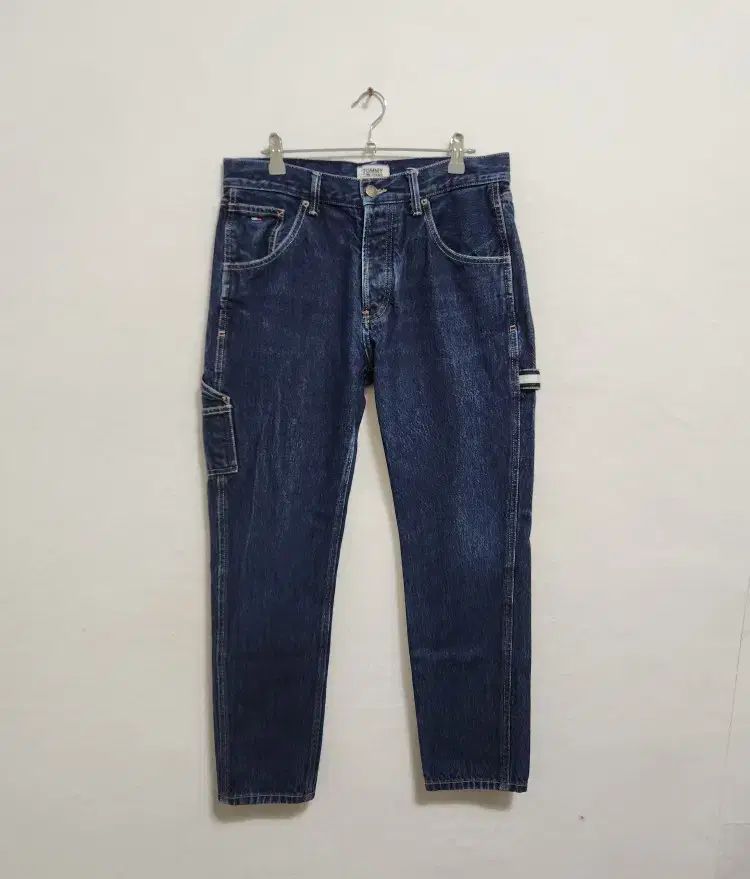 【雷市場（ポンジャン）商品韓国直送】 Tommy Hilfiger(トミーヒルフィガー) 30 インチ メンズ デニム