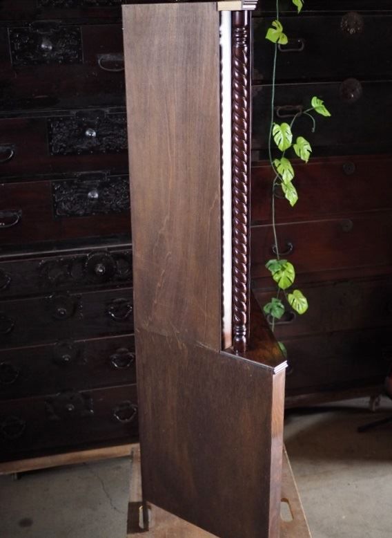 英国アンティーク調のコーナーキャビネット 現代モノ 古録展 品番S10791