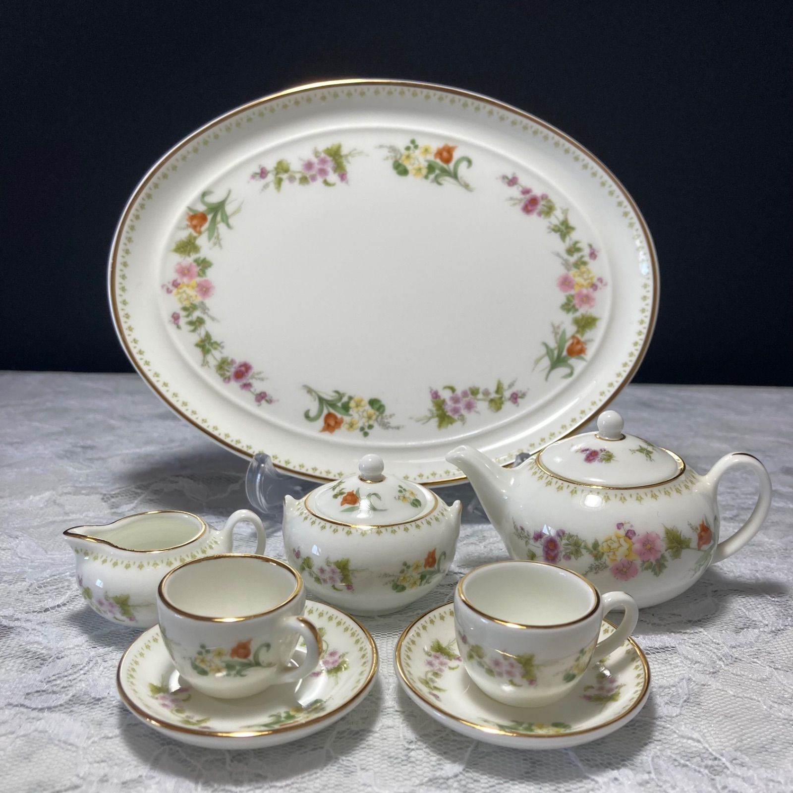 ウェッジウッド　ミラベル　ミニチュアand カップ&ソーサー ウェッジウッドミラベルミニチュアand カップ&ソーサー