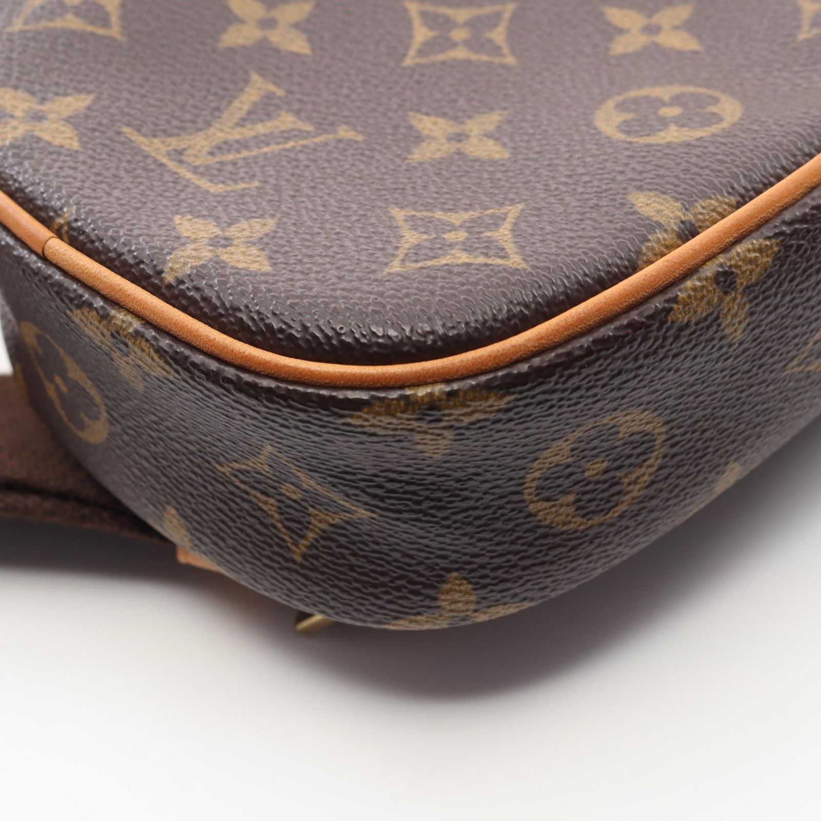 LOUIS VUITTON ルイ・ヴィトン ポシェットガンジュ モノグラム