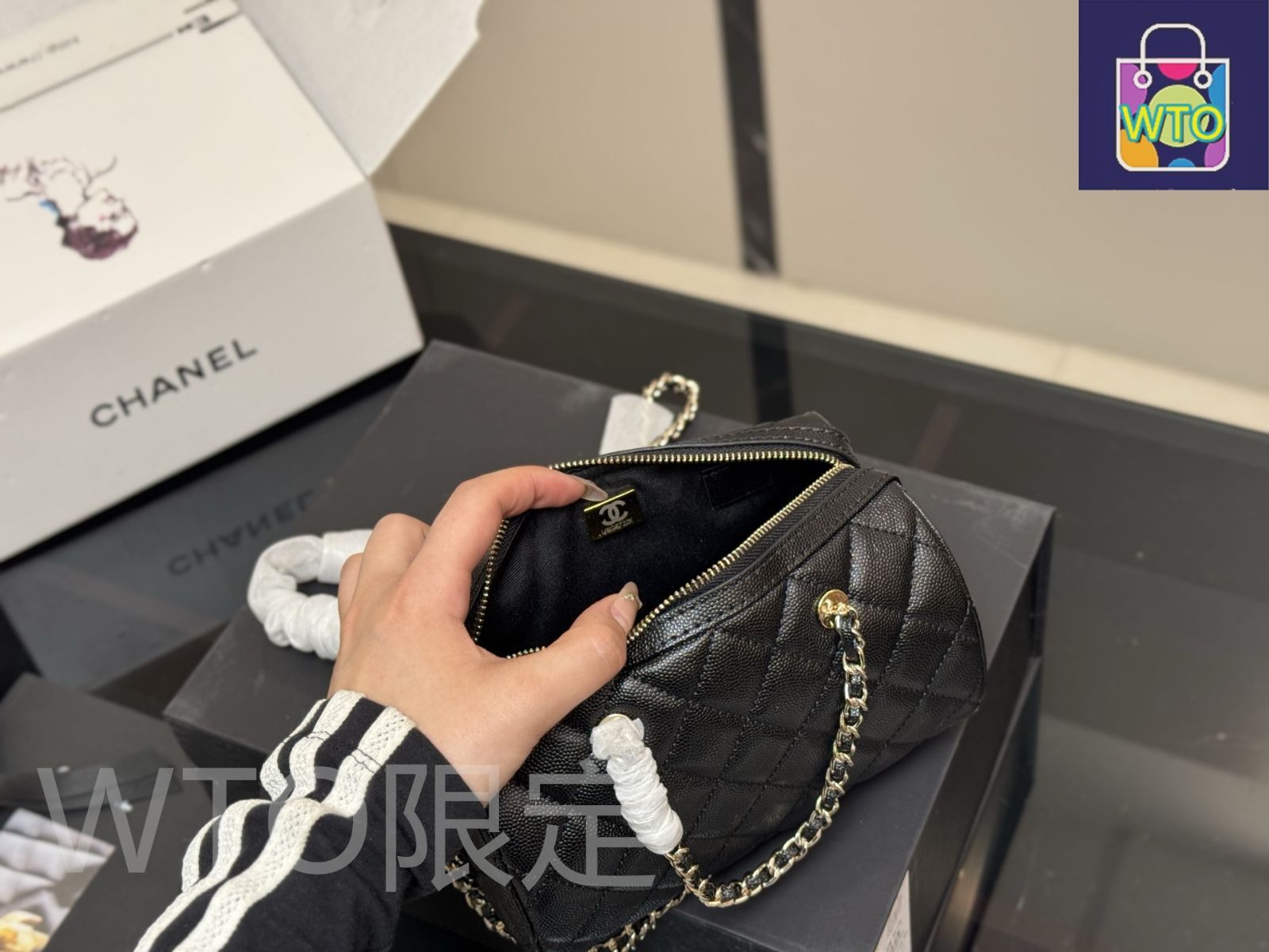 【24-25AW】CHANEL★MATELASSE スモールボウリングバッグ org.jpg