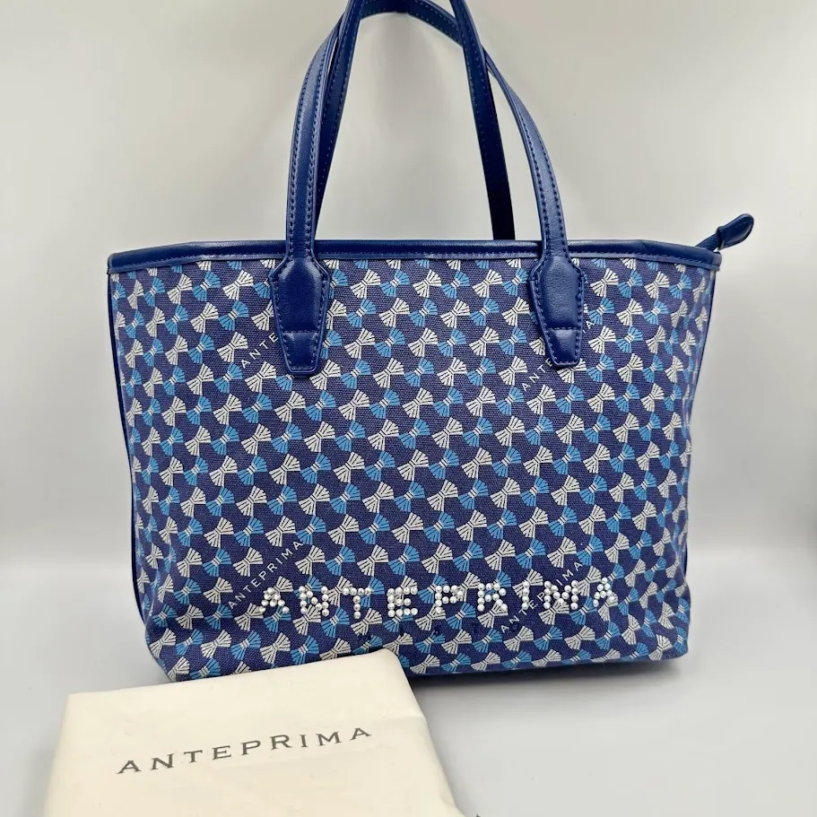 美品 ANTEPRIMA ミスト スタンパフィオケットトートバッグ A4可 美品 ANTEPRIMA ミスト スタンパフィオケットトートバッグ A4可