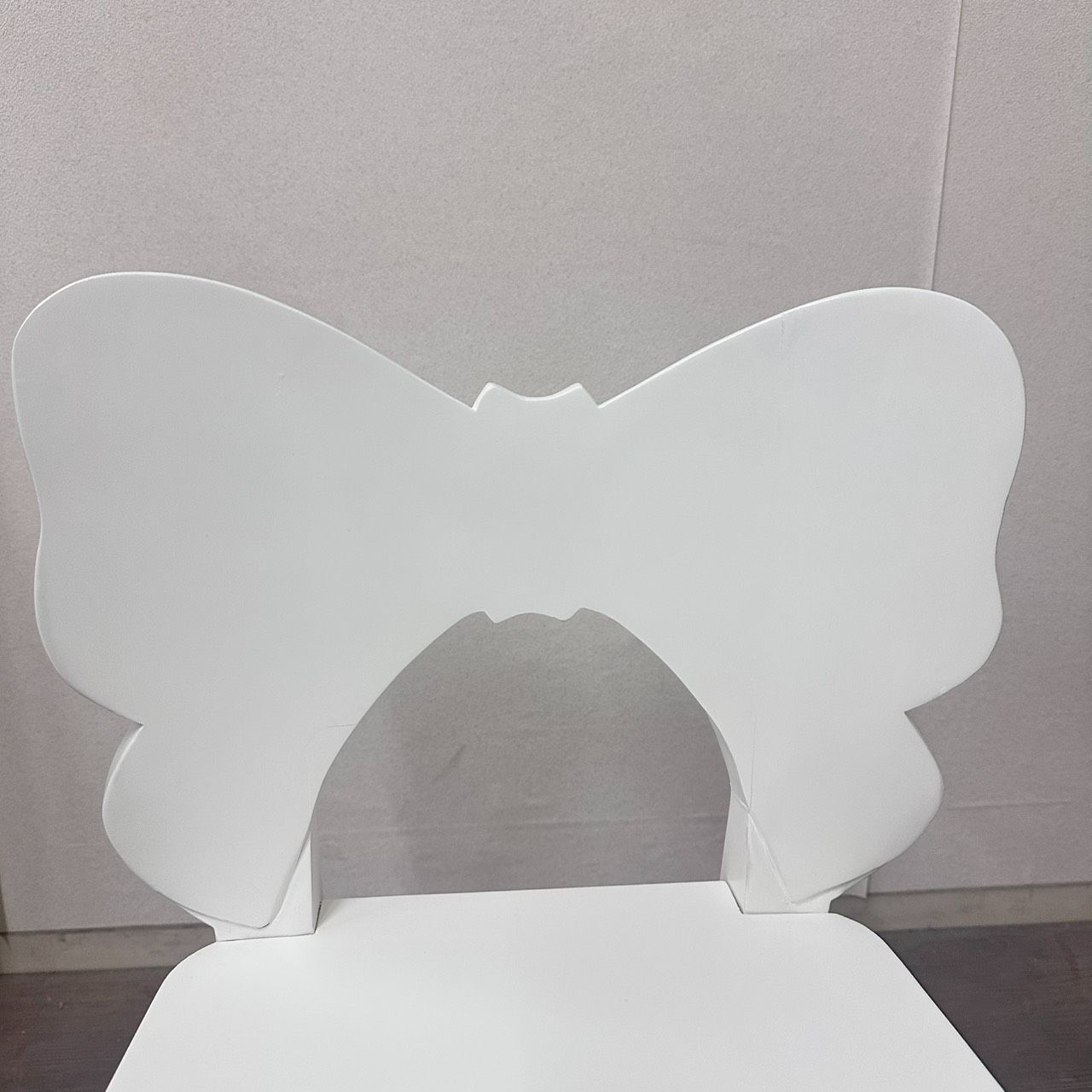 ℋ.様専用 【新品】 ヨーロピアン調 白家具 チェアー リボンデザイン 1
