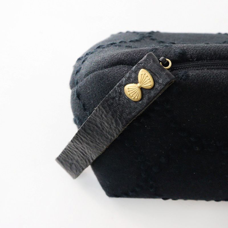 ミナペルホネン mina perhonen quartz pouch tambourine/ブラック