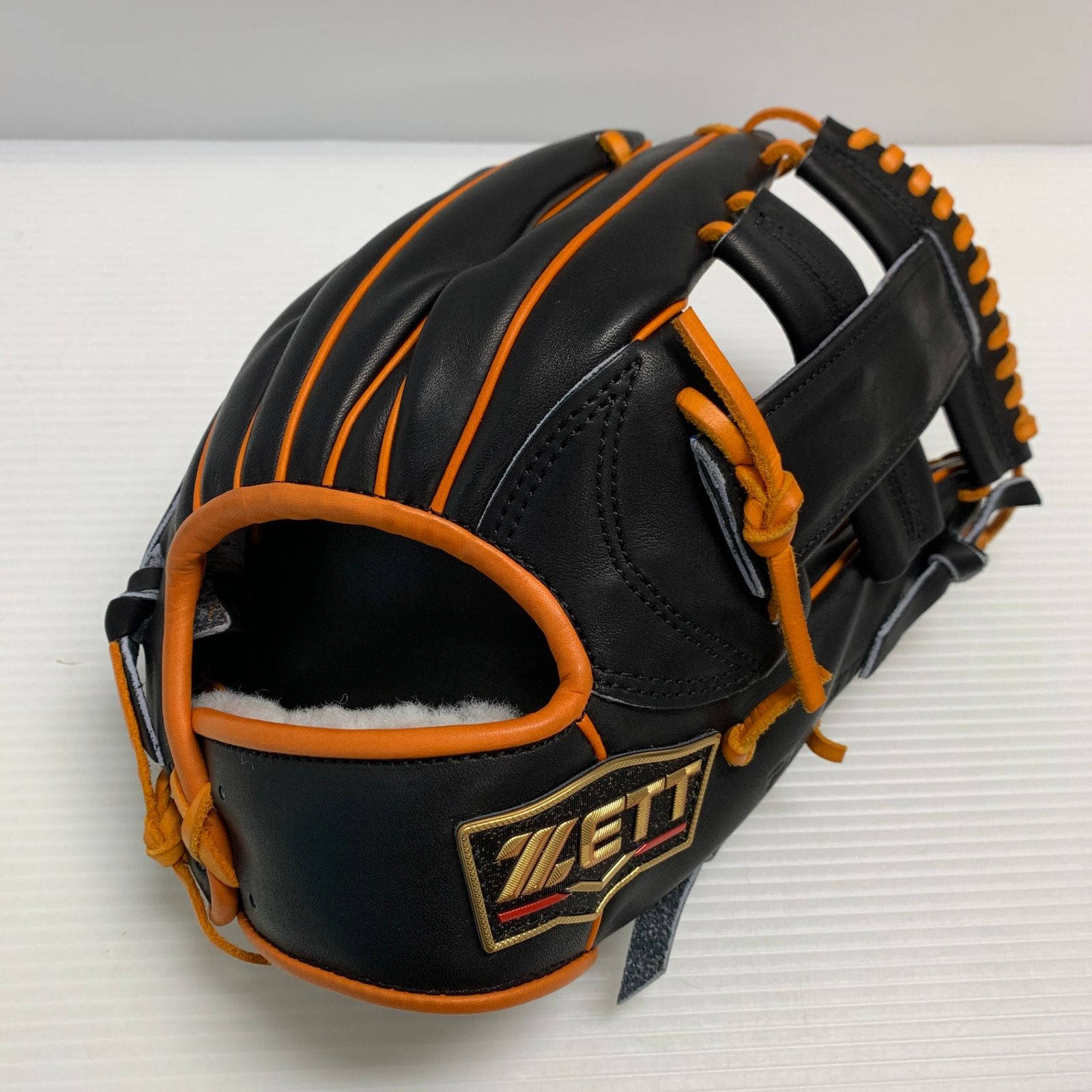 ゼット ZETT プロステイタス 硬式 大人 一般 内野手用 グローブ グラブ 右投げ BPG-PRO オーダー 品 グローブ袋付き 野球 6334