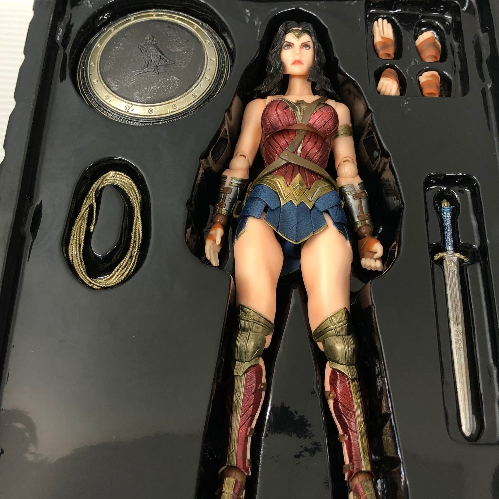 プレイアーツ改　スーパーマン　※未開封 Amazon.co.jp: PLAY ARTS改 Batman v Superman: Dawn of Justice