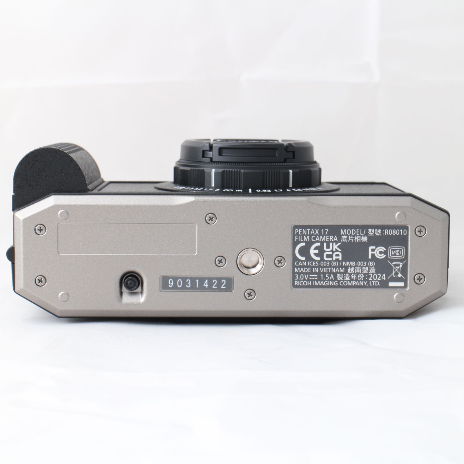 新品未使用に近い　PENTAX 17 ダークシルバー PENTAX(ペンタックス) PENTAX 17 ダークシルバー S0018926