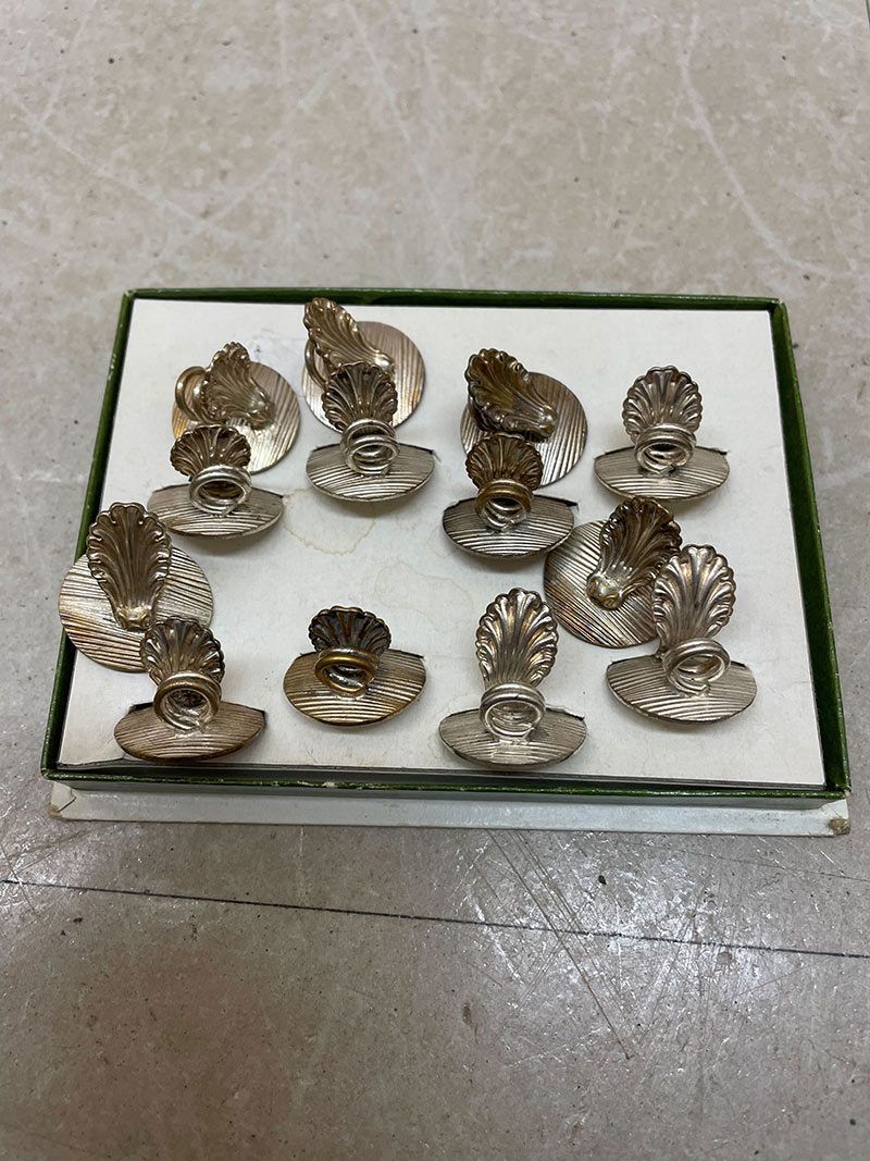 Christoful クリストフル 刻印あり カードホルダー カード立て ネームカード 葉 シルバー WWW_SKLAD-KIRPICHA_RU