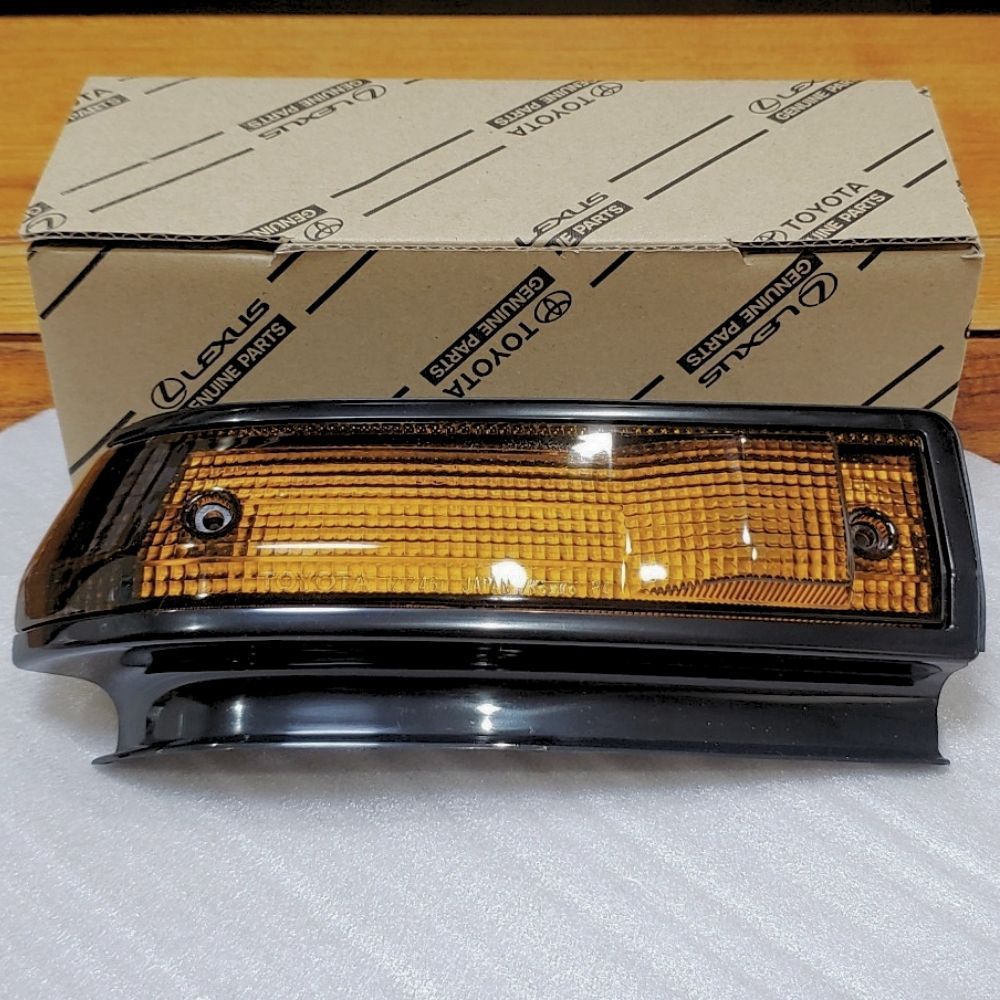 トヨタ 純正 TOYOTA 正規 サイドターンシグナルランプ レンズ LH 左 助手席 スプリンタートレノ AE86 カローラレビン パーツ エンジン タイヤ カスタム