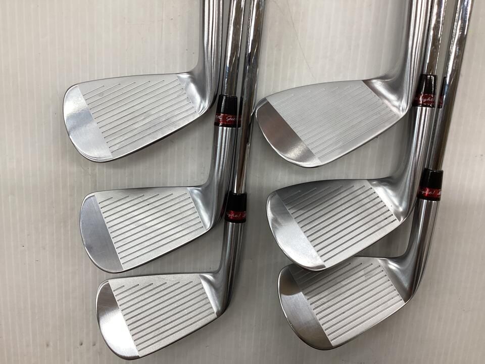 印籠鞘拵 革巻柄 京透鍔 銅地色絵象嵌飛龍目貫 高級居合刀 印籠鞘拵 革