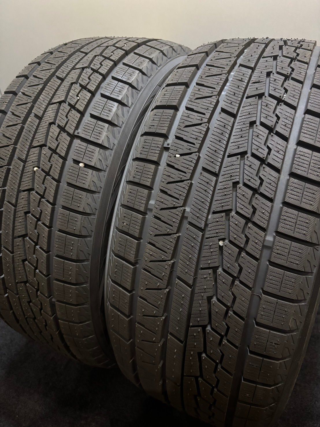 イボ付 245 40R20 YOKOHAMA ice GUARD iG70 22年製 スタッドレス 2本 ヨコハマ アイスガード アルファード ヴェルファイア 南8-K221