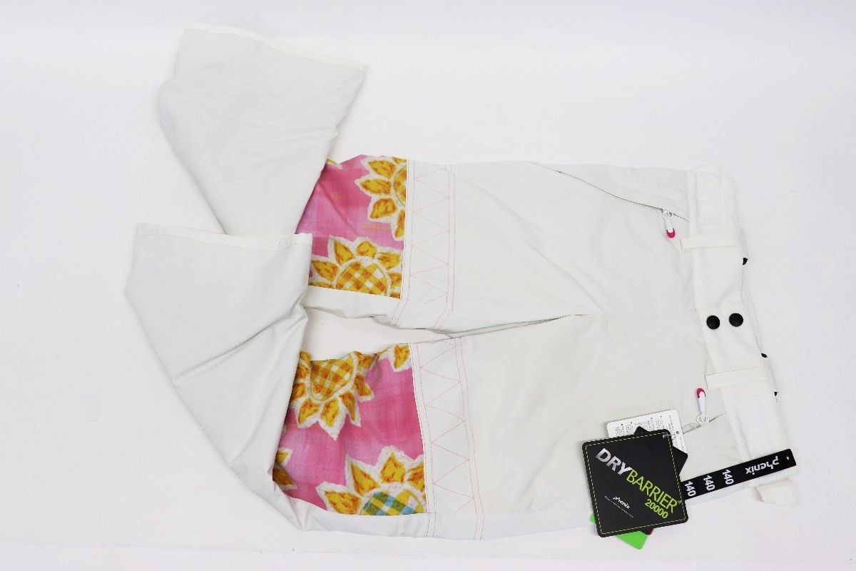 ホワイト×ピンク