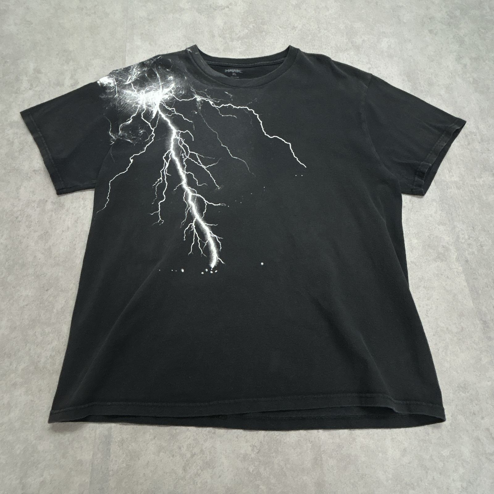 落雷 稲妻 イナズマ LIGHTNING STRIKE ビッグプリント 良デザイン 