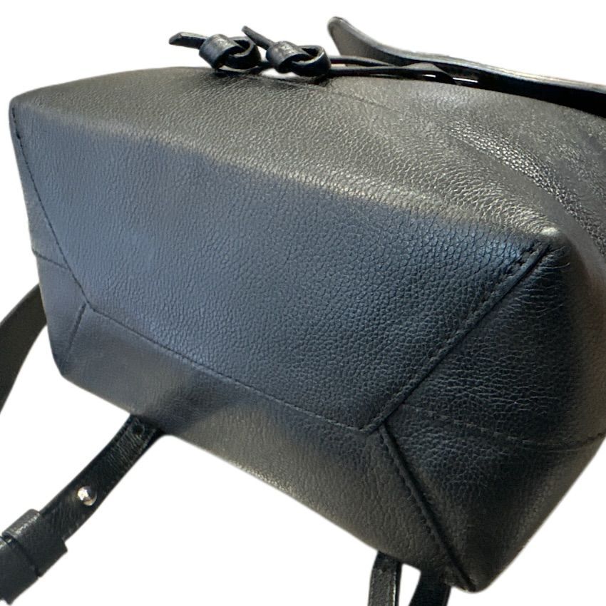 LOUIS VUITTON ルイ ヴィトン M41815 ロックミー バックパック