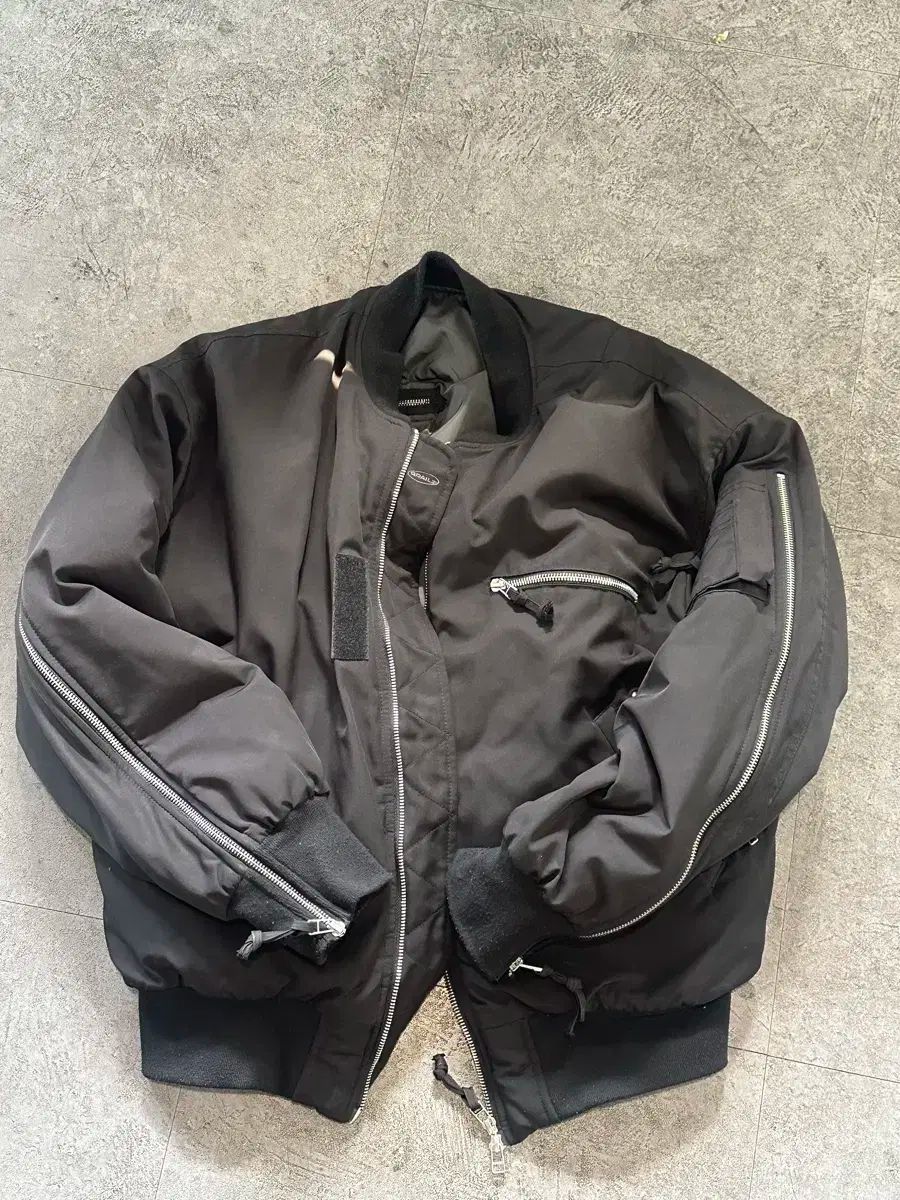 雷市場（ポンジャン）商品韓国直送】 （ 1 サイズ ） GRAILZ