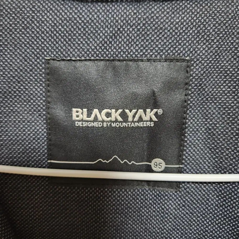 韓国発★新品 BLACK YAK ブラックヤク スポーツウェア トップス M BLACK YAK(ブラックヤク) ネイビー 登山 機能性 ハーフジップ