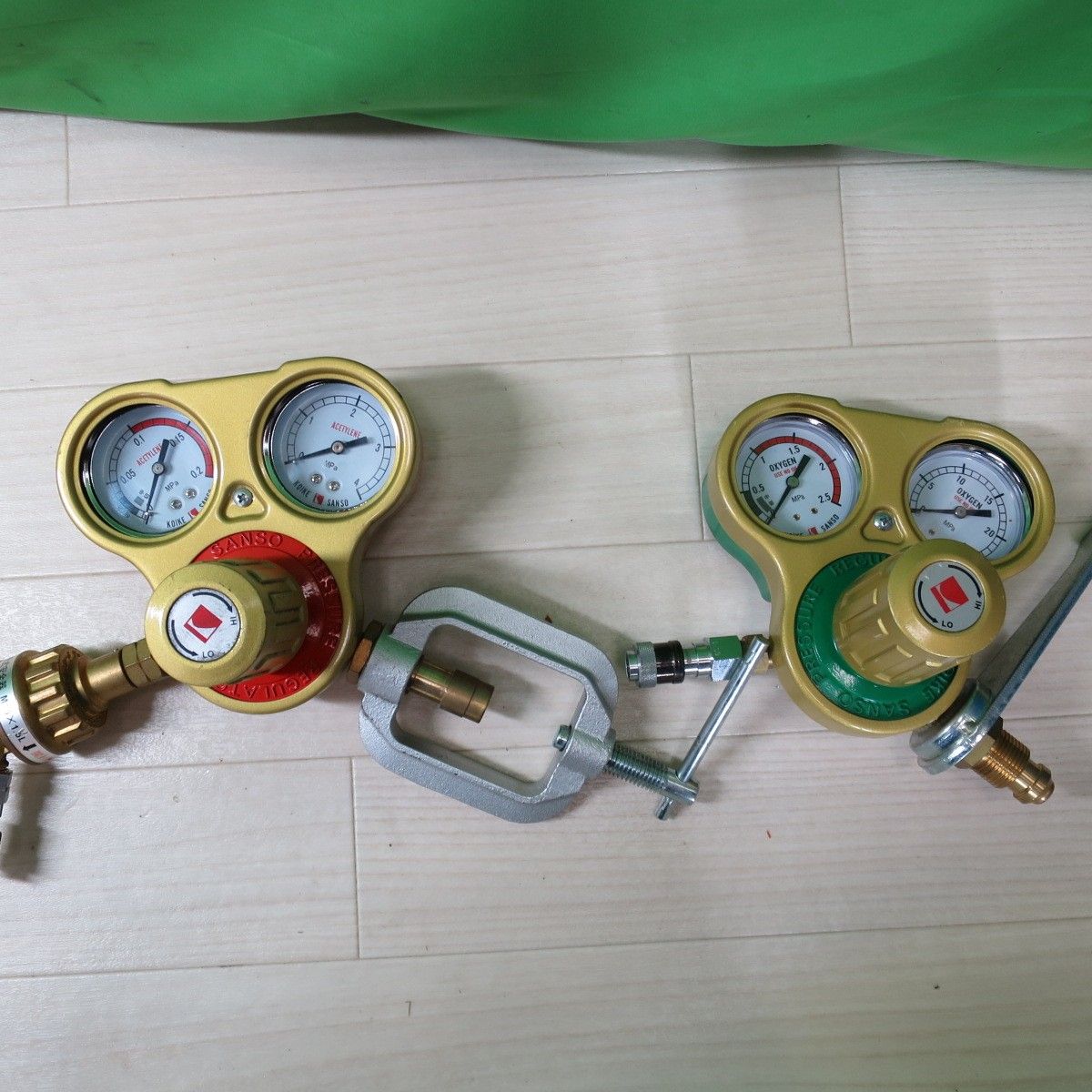 付属品付き!2点 小池酸素 溶断器用 圧力 酸素 ガス アセチレン 調整器 セフティ ゴールド ホース付き KOIKE
