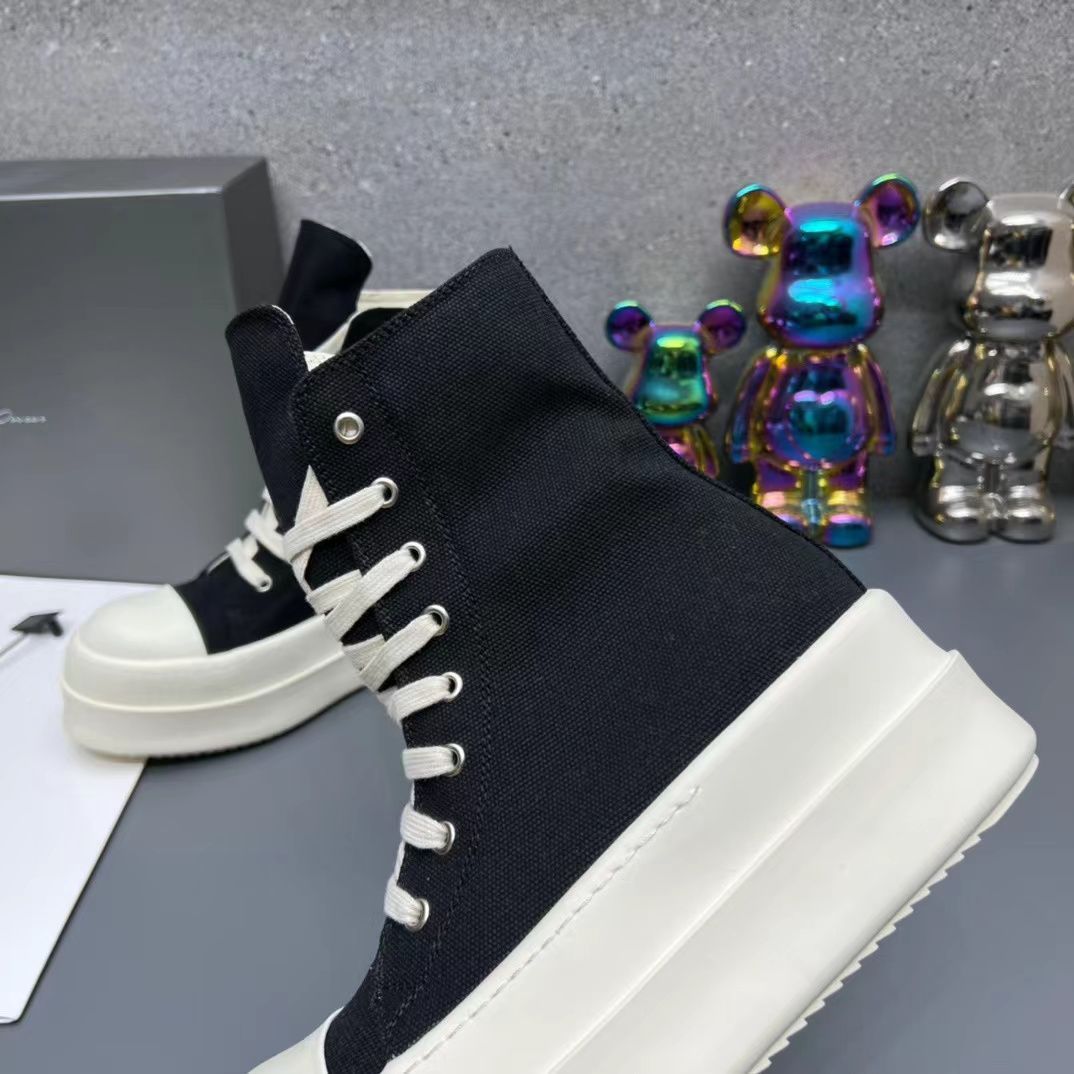 新品、未使用 メガバンパー Rick Owens ハイカット スニーカー 牛革 シューズ