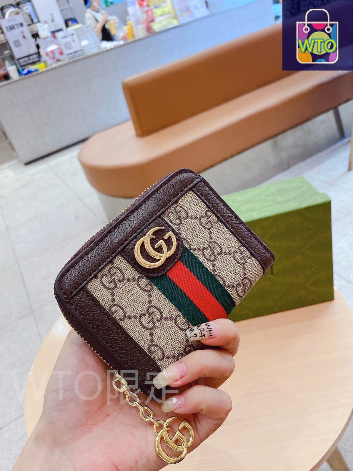 超希少　グッチ　スネークデザイン　ハンドバッグ 今日WTO】Gucci グッチ ディアナシリーズ クラシックで個性的な
